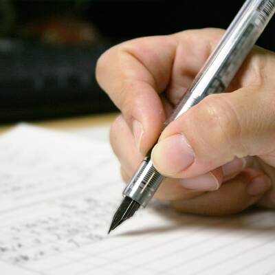 ポートフォリオを書いている場面